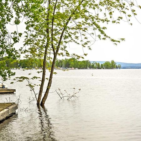 Mayfield Home With Private Dock On Lake Sacandaga! Broadalbin Exterior foto