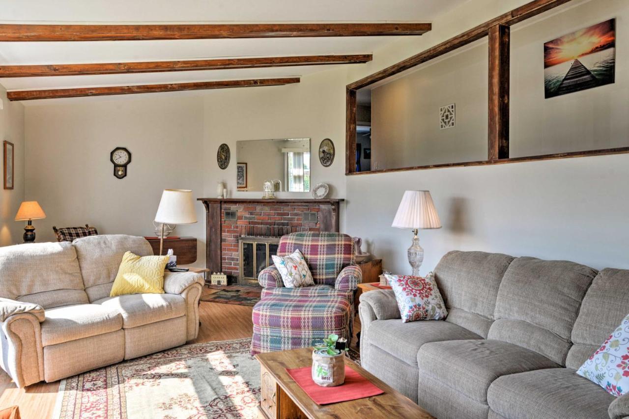 Mayfield Home With Private Dock On Lake Sacandaga! Broadalbin Exterior foto